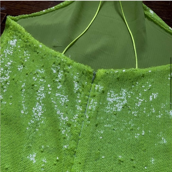 Sequin bright green Zara dress. Worn once for the Eras tour! - Picture 2 of 3